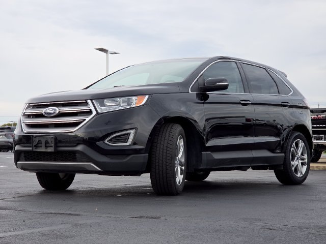 Used 2018 Ford Edge Titanium w/ Equipment Group 301A AWD/4WD image 11