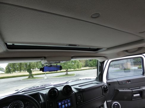 Used 2006 HUMMER H2 image 42