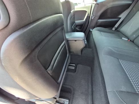Used 2019 Dodge Challenger SXT RWD image 17
