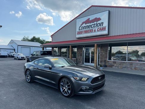 Used 2016 Ford Mustang Premium RWD image 1