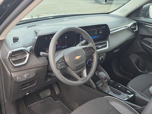 Certified 2024 Chevrolet TrailBlazer LS w/ LS Convenience Package image 30