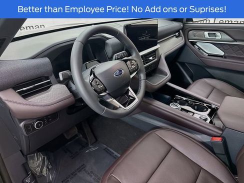 New 2026 Ford Explorer Platinum AWD/4WD image 9