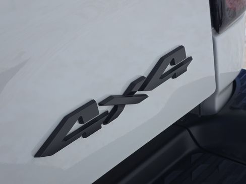 New 2026 RAM 3500 Tradesman AWD/4WD image 9