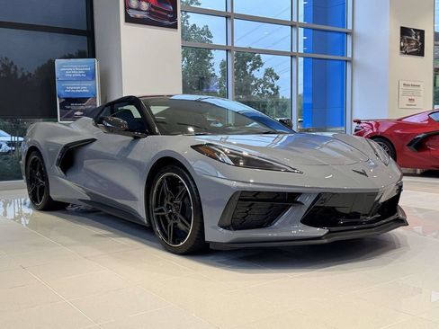 Used 2024 Chevrolet Corvette Stingray Premium Conv w/ Battery Protection Package RWD image 2