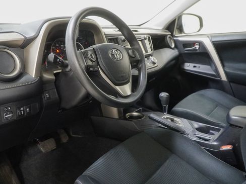 Used 2014 Toyota RAV4 XLE AWD/4WD image 19