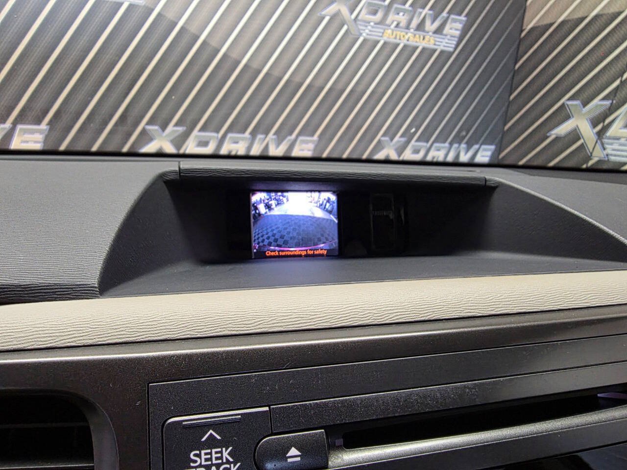 Used 2014 Toyota Sienna LE FWD image 23