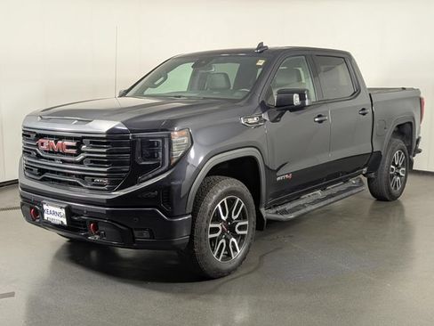 Used 2023 GMC Sierra 1500 AT4 w/ AT4 Preferred Package AWD/4WD image 4