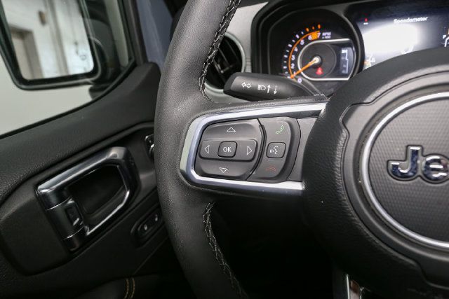 Used 2026 Jeep Wrangler Unlimited Sahara AWD/4WD image 30