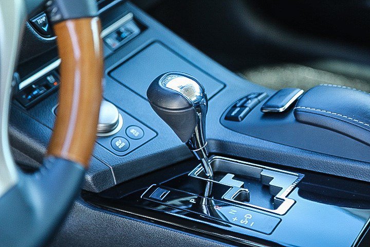 Used 2014 Lexus ES 300h w/ Premium Package w/Bamboo Trim FWD image 20