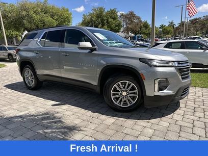 Used 2023 Chevrolet Traverse LT