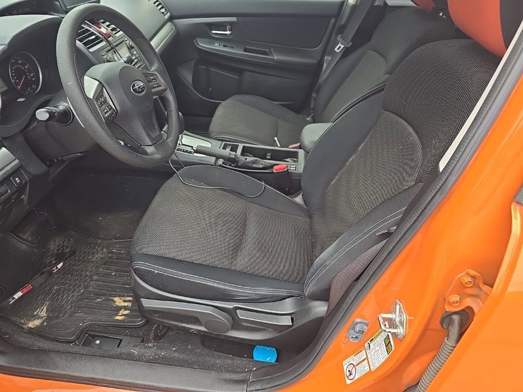 Used 2014 Subaru Crosstrek 2.0i Premium w/ Moonroof Package AWD/4WD image 7