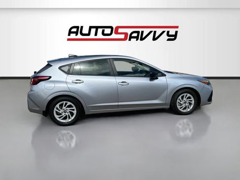Used 2024 Subaru Impreza 2.0i AWD/4WD image 8