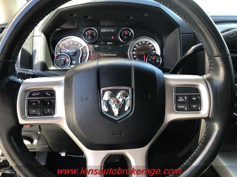 Used 2018 RAM 2500 Laramie w/ Sport Appearance Group AWD/4WD image 14