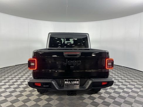 Certified 2024 Jeep Gladiator Sport image 6