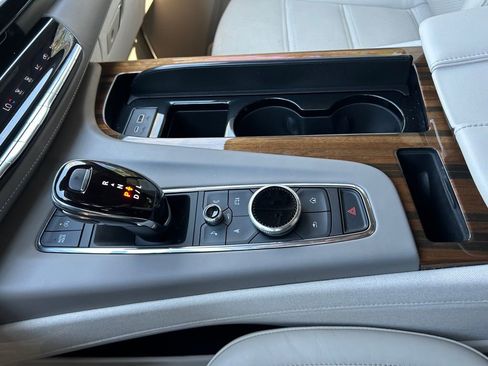 Used 2024 Cadillac Escalade ESV Sport Platinum w/ LPO, ONYX Package RWD image 36