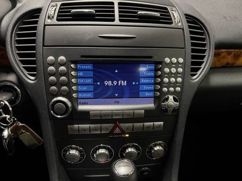 Used 2007 Mercedes-Benz SLK 350 image 18