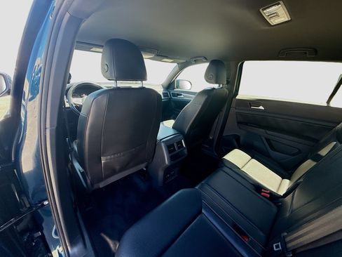 Used 2020 Volkswagen Atlas Cross Sport SE w/ Towing Package FWD image 25