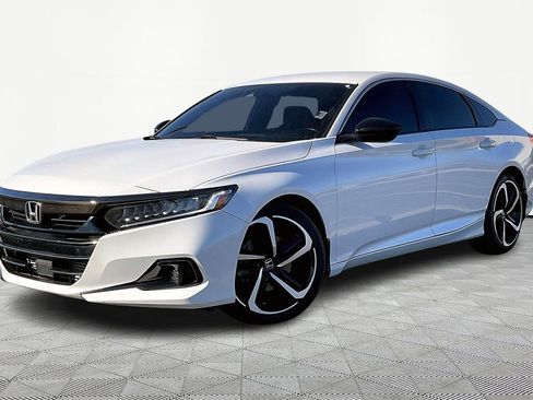 Used 2022 Honda Accord Sport image 2