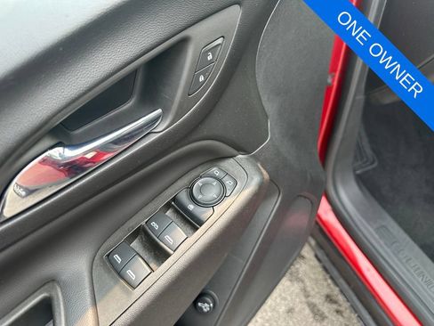 Used 2023 Chevrolet Equinox LT FWD image 10