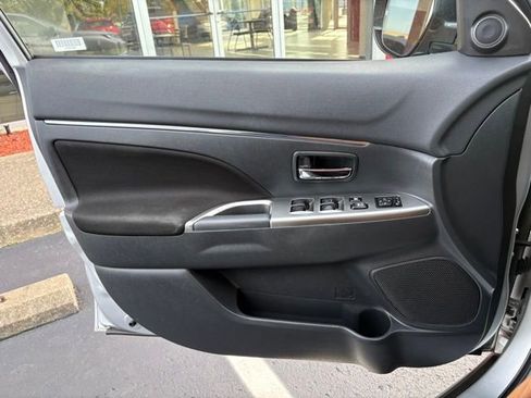 Used 2021 Mitsubishi Outlander Sport SE image 22