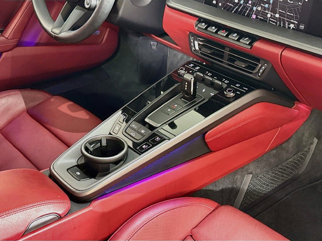 Certified 2022 Porsche 911 Carrera S RWD image 20