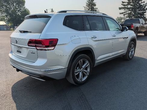 Used 2019 Volkswagen Atlas SEL R-Line AWD/4WD image 3