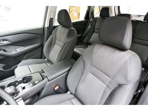 New 2026 Nissan Rogue SV FWD image 24
