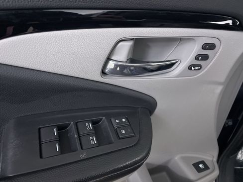 Used 2018 Honda Ridgeline RTL-E image 11