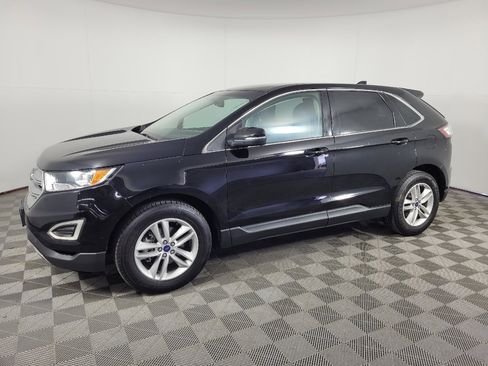 Used 2017 Ford Edge SEL w/ Equipment Group 201A FWD image 2