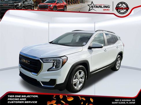 Used 2024 GMC Terrain SLE w/ Driver Convenience Package FWD image 1