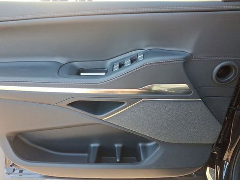 New 2025 Lincoln Navigator Reserve w/ Jet Appearance Package image 12