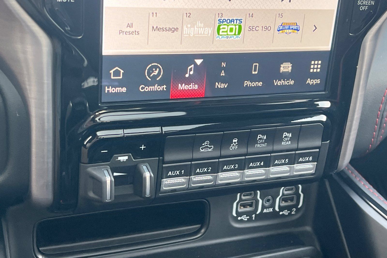 Used 2022 RAM 1500 TRX w/ TRX Level 2 Equipment Group AWD/4WD image 17
