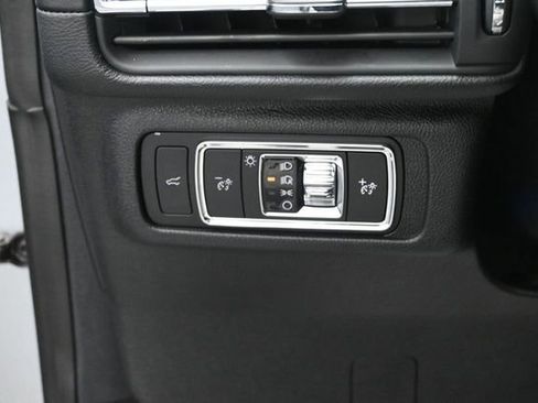 Certified 2022 Lincoln Corsair Reserve w/ Elements Package FWD image 11