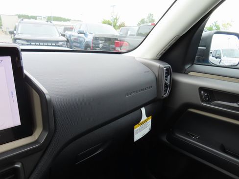 New 2025 Ford Bronco Sport Big Bend image 11