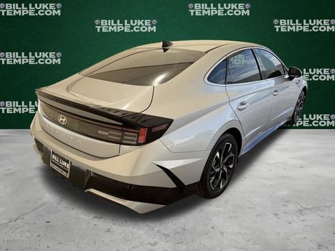 Used 2024 Hyundai Sonata SEL FWD image 7