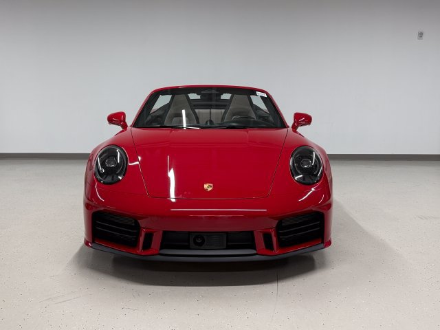 Certified 2026 Porsche 911 Carrera RWD image 9