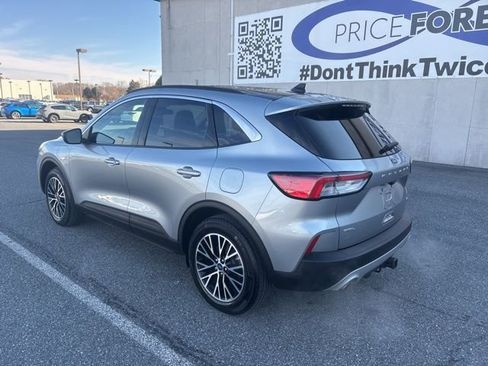 Used 2022 Ford Escape SEL w/ Class II Trailer Tow Package image 4