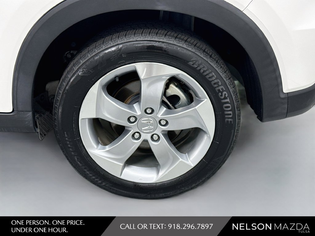 Used 2022 Honda HR-V LX image 11