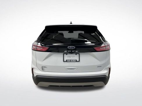 Used 2022 Ford Edge SEL w/ Convenience Package image 12