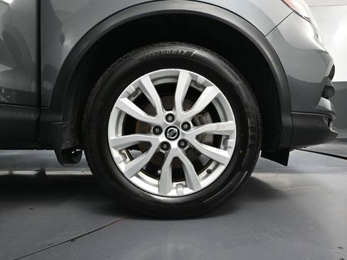 Used 2021 Nissan Rogue Sport SV image 15