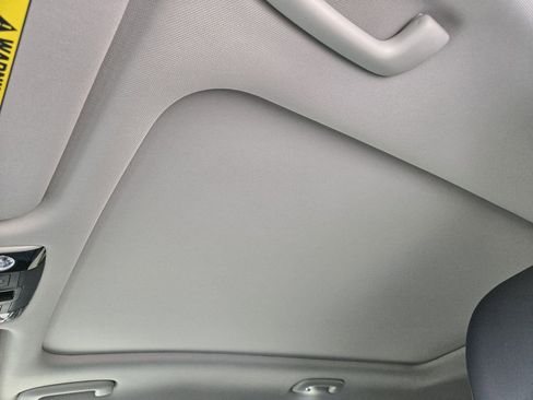 New 2026 Kia Sorento EX w/ EX Premium Package FWD image 18