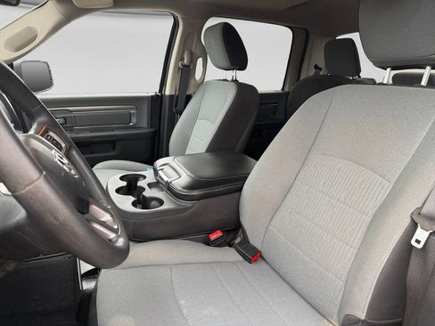 Used 2022 RAM 1500 Classic SLT AWD/4WD image 20