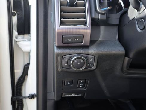 Used 2020 Ford F250 Limited w/ FX4 Off-Road Package AWD/4WD image 13