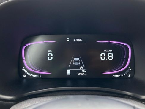 Used 2025 Kia Soul LX w/ LX Technology Package FWD image 12