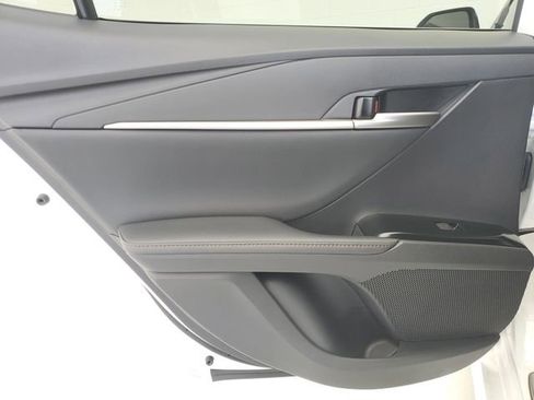 Used 2025 Toyota Camry XLE FWD image 15