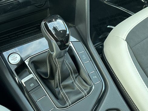 New 2026 Volkswagen Taos SE image 20