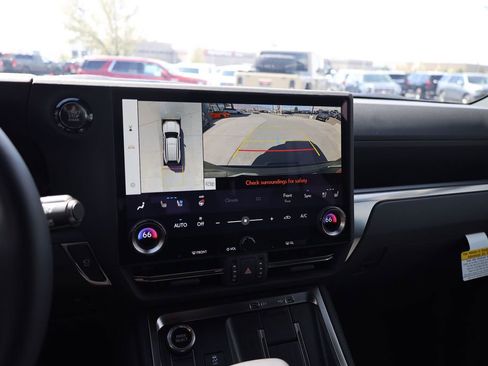 Used 2026 Lexus GX 550 w/ Accessory Package (2T) image 14