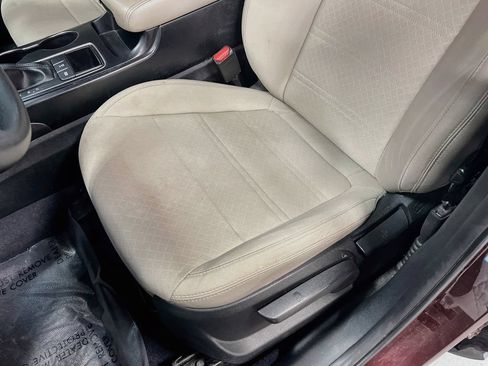 Used 2020 Kia Sorento LX AWD/4WD image 19