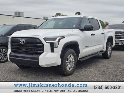 Used 2025 Toyota Tundra SR5 w/ SR5 Convenience Package