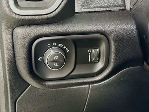 Used 2025 RAM 2500 Big Horn image 10